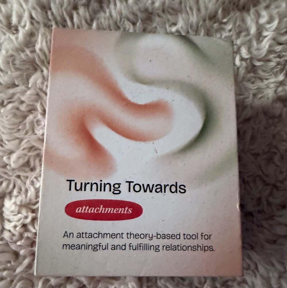 Turning Towards Attachments: Attachment Theory-Based Therapeutic Card Deck (199